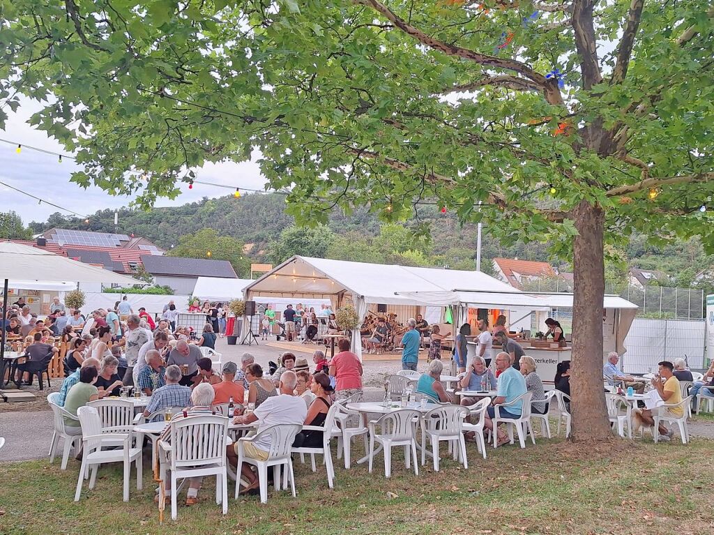 Treffpunkt fr Jung und Alt: Die Chilbi in Niederrimsingen