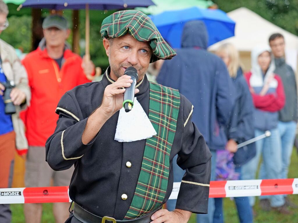 Sieben martialische Disziplinen gibt es in diesem Jahr bei den Highland Games: Baumstammwerfen, Tauziehen, Fasshochwurf, Axtwerfen, Lauf mit Gewichten, Baumstamm-Slalom und Weinfassrollen.