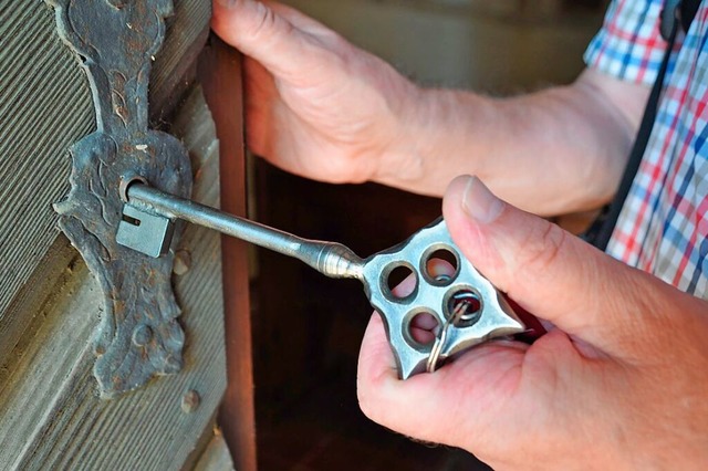 Um in die Staufener Kapelle zu gelange...en Schlssel &#8211; und eine Fhrung.  | Foto: Rainer Ruther