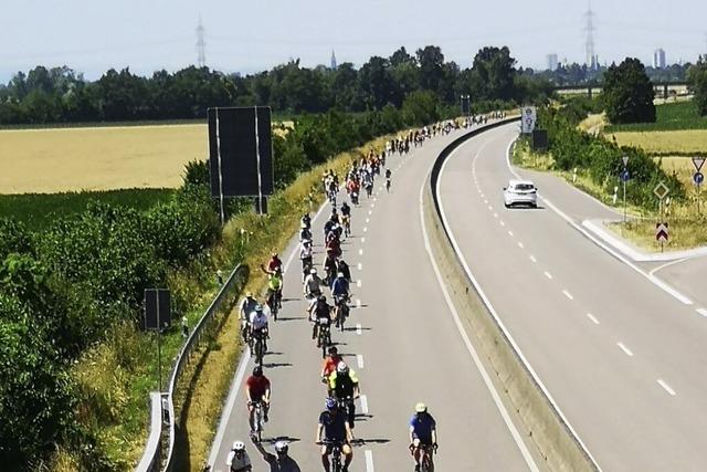 Rckenwind fr den Radschnellweg Offenburg-Straburg