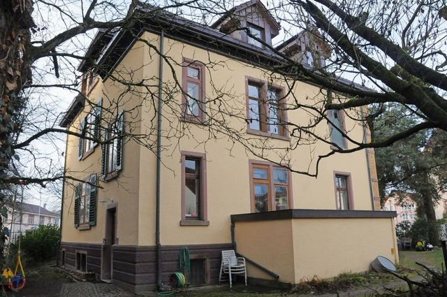 Das Steinener &#8222;rztehaus&#8220;:...e 32  seit kurzem von der Gartenseite.  | Foto: Robert Bergmann