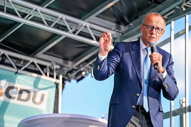 CDU-Chef Friedrich Merz macht Wahlkampf in Erfurt.  | Foto: Hannes P Albert (dpa)