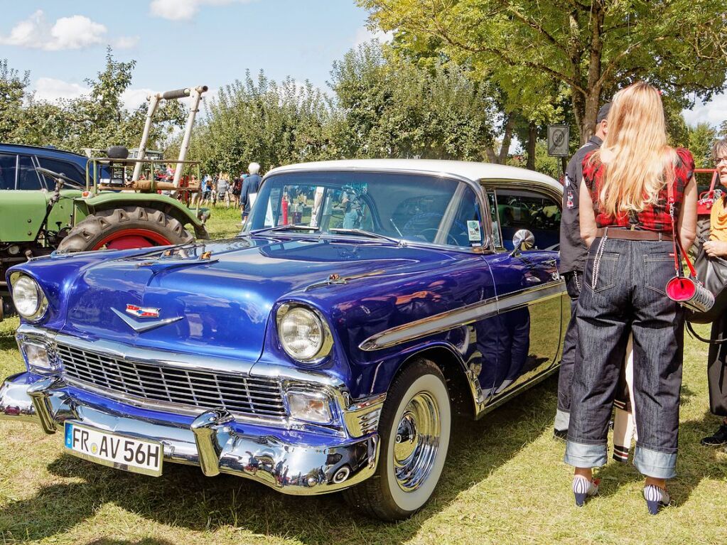 Viel bestaunt und fotografiert wurde dieser schmucke Chevrolet Bel Air - natrlich mit passenden Accessoires.