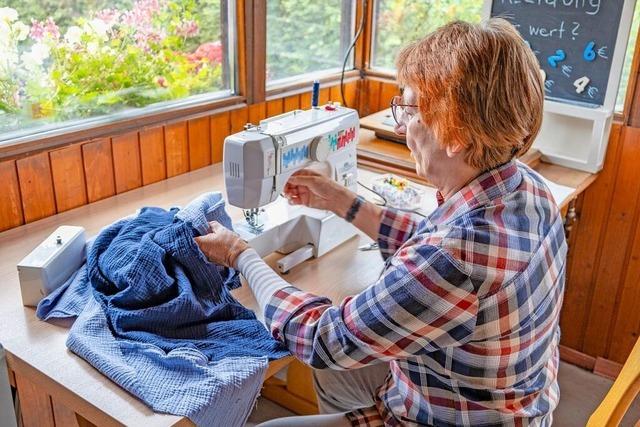 In der Nhwerkstatt Lrrach bekommt alte Kleidung ein neues Leben