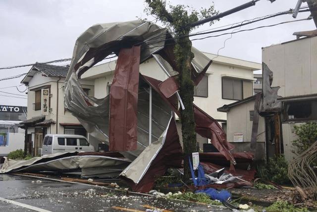 Starker Taifun trifft auf Japan – Tote und Verletzte