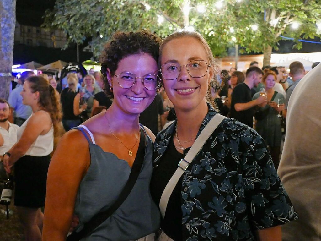 Tausende genossen auf dem Weinfest die schne Stimmung.