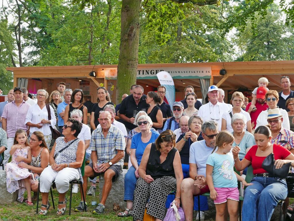 Tausende genossen auf dem Weinfest die schne Stimmung.