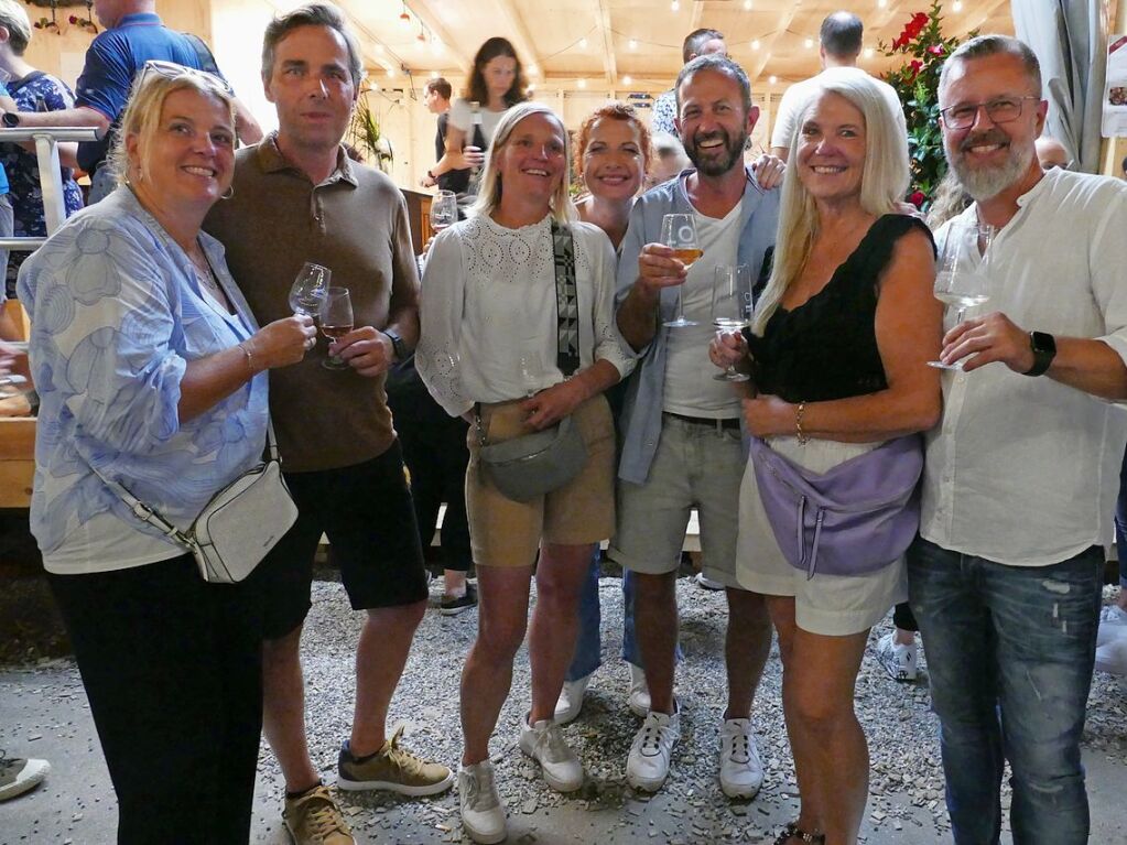 Tausende genossen auf dem Weinfest die schne Stimmung.