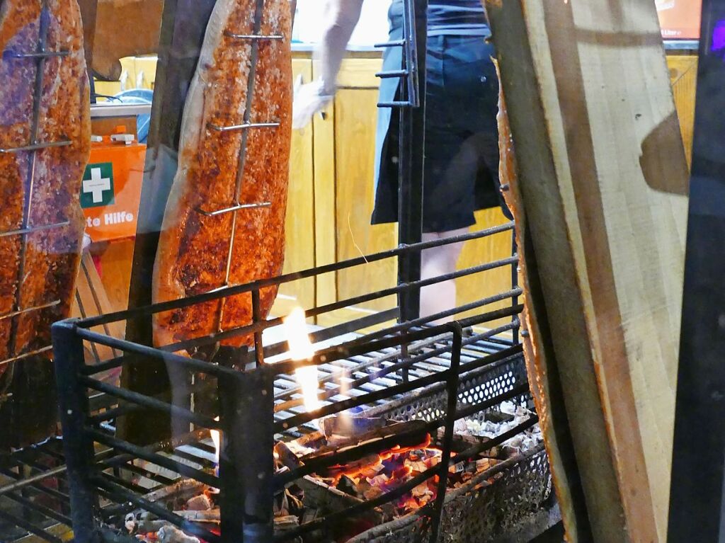 Tausende genossen auf dem Weinfest die schne Stimmung.