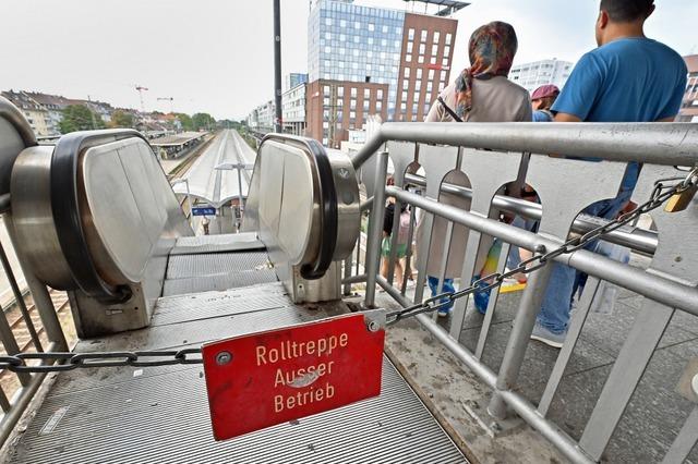 Freiburger Hauptbahnhof: Gleis 2 und 3 sind jetzt weder per Rolltreppe noch per Aufzug zu erreichen