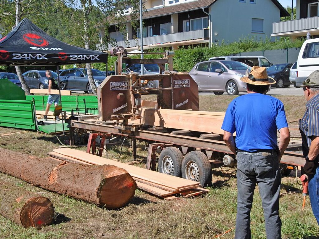 Gutes Wetter, gutes Essen und gute Musik gab es beim Enkendorfmarkt.