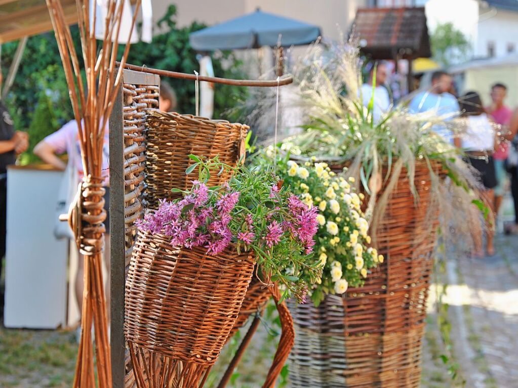 Gutes Wetter, gutes Essen und gute Musik gab es beim Enkendorfmarkt.