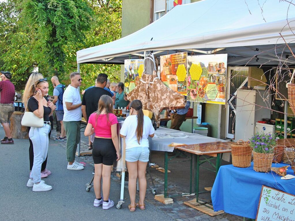 Gutes Wetter, gutes Essen und gute Musik gab es beim Enkendorfmarkt.