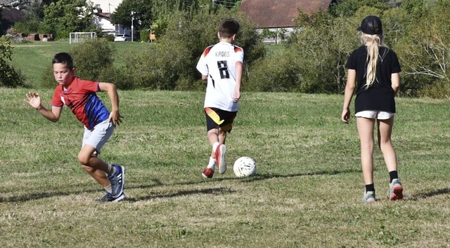 Eindrcke vom Derby Unterdorf gegen Oberdorf.   | Foto: Heinz und Monika Vollmar