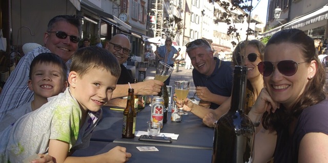 Bei der Usestuhlete saen Familienmitg...e, Bekannte und Kunden gerne zusammen.  | Foto: Petra Wunderle