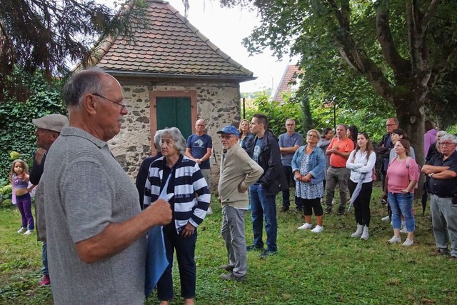 Bei drei Fhrungen, hier mit Peter Lin...unterhalb des Sartori-Trmle erhalten.  | Foto: Ilona Hge