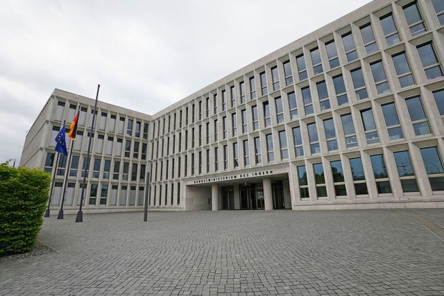 Im Bundesinnenministerium findet am Di...achmittag das Migrationstreffen statt.  | Foto: Jrg Carstensen (dpa)