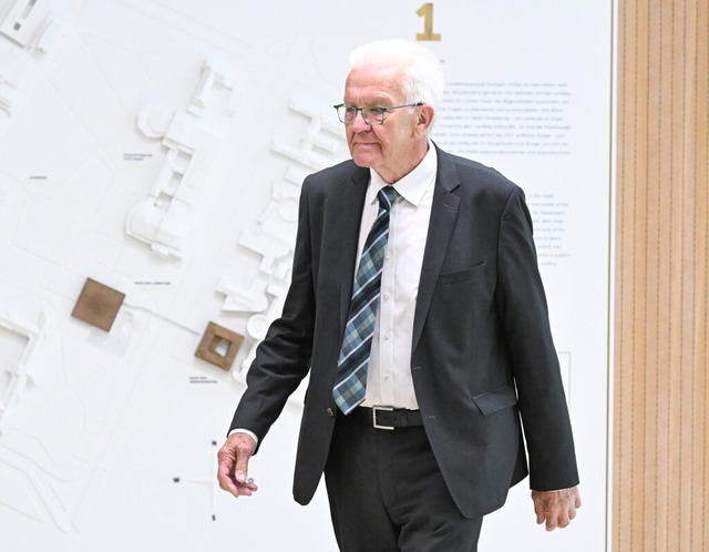 Winfried Kretschmann in Stuttgart<Bildquelle></Bildquelle>  | Foto: Bernd Weibrod (dpa)