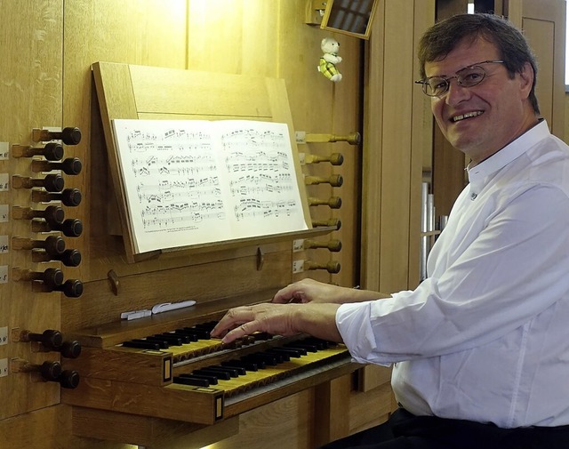 Herbert Deininger, Stadtkantor in Lrr...t einem Programm von Bach bis Moderne.  | Foto: Roswitha Frey