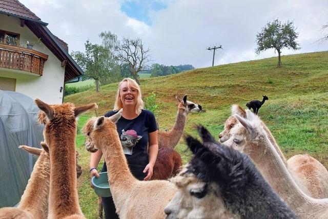 Alpakas als Trffner fr Emotionen: Eschbacherin besucht mit ihren Tieren soziale Einrichtungen