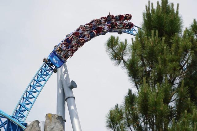 Europa-Park tauscht Blue-Fire-Kleinteil nach Achterbahn-Panne aus – und entschdigt Fahrgste