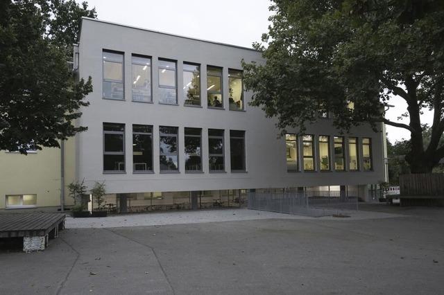 Schulanbau fr die Landeckschule