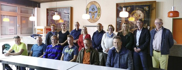 Der neue Stadtteilbeirat von Nollingen...aulsen-Zenke bleiben das Sprecher-Duo.  | Foto: Sebastin Kurtenacker