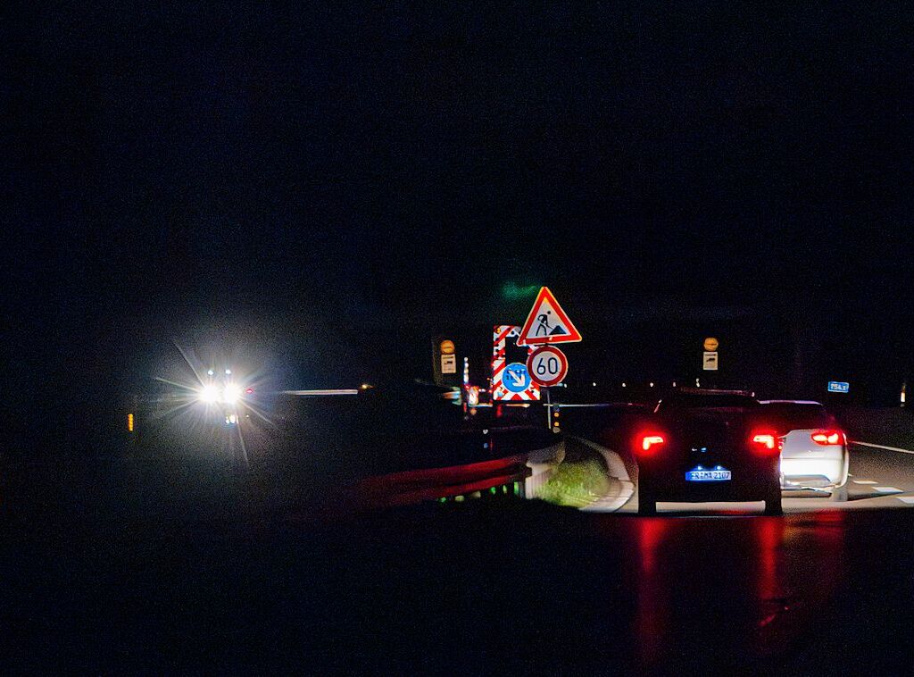 Immer viel zu tun gibt es auf den deutschen Autobahnen. Zu jeder Jahreszeit geben die Mitarbeiter der Autobahnmeisterei Freiburg-Hochdorf alles, um die A 5 zwischen Schutterwald und Neuenburg-Griheim fr den Verkehr sicherer zu machen.