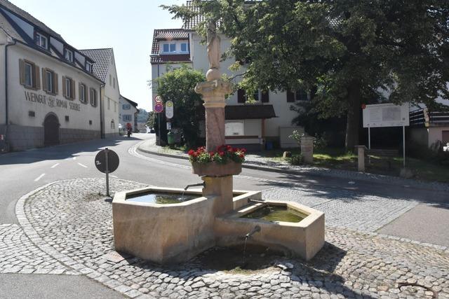 Warum der Brunnen am Stubenplatz in Pfaffenweiler jetzt aus dem Weg muss