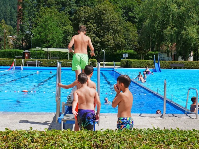 Das Freibad in fnf Wochen wurde gut besucht.  | Foto: Michael Gottstein