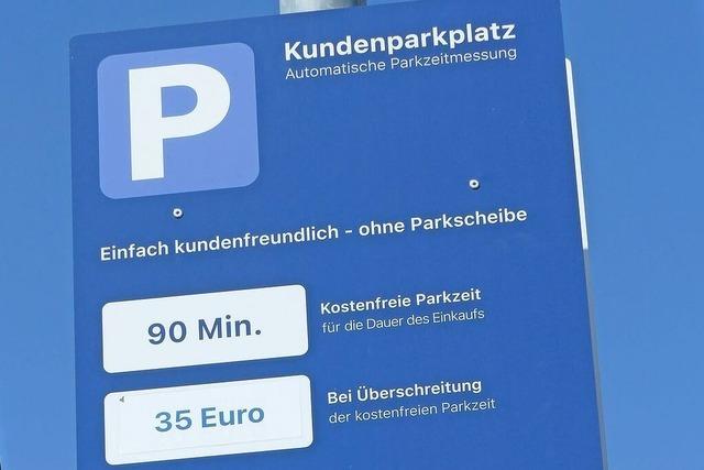 Auf dem Lidl-Parkplatz in Breisach fhlen sich Kunden wie Tter