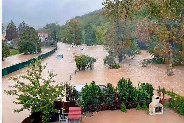 Bad Sckingens Partnerstadt in sterreich ist wegen Hochwasser von der Auenwelt abgeschnitten