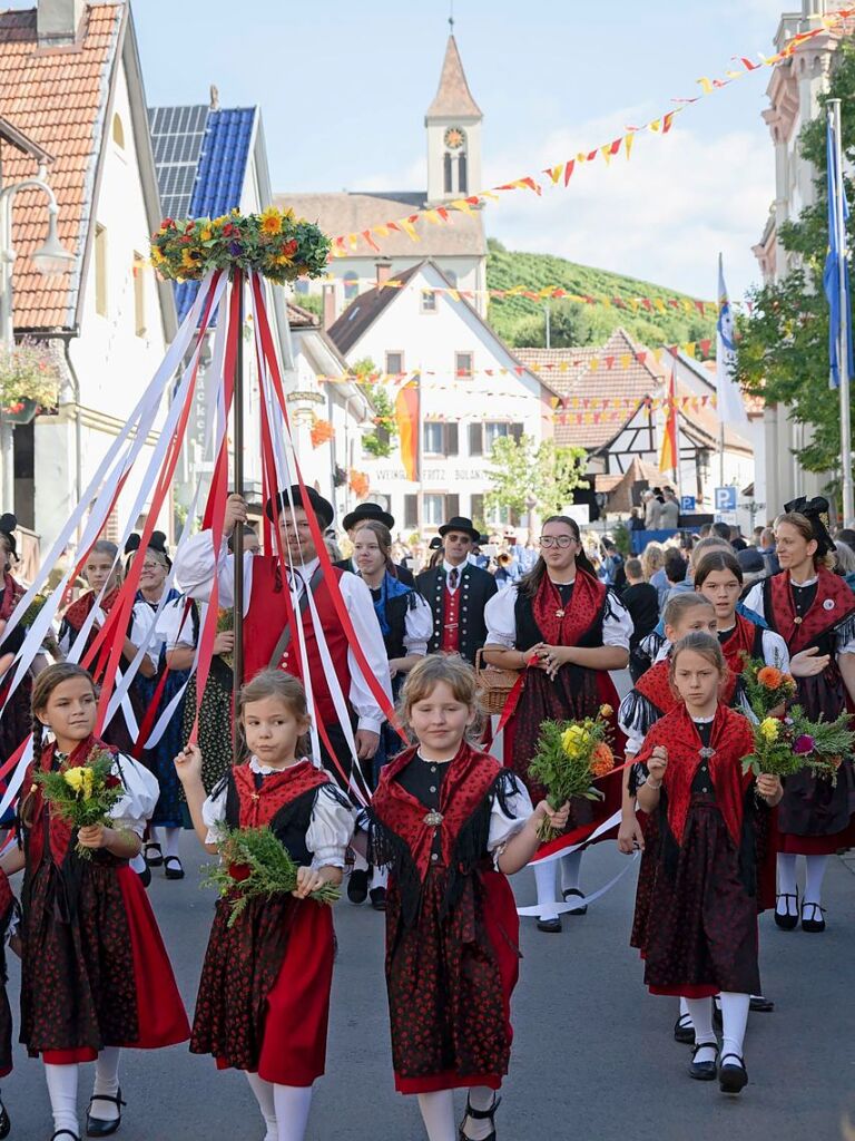 Der Umzug ist der Hhepunkt des Winzerfestwochenendes.