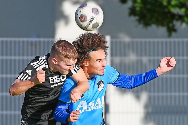 Der TuS Maulburg, hier mit Christoph W...5:3-Heimsieg ber Bamlach-Rheinweiler.  | Foto: Gerd Grndl