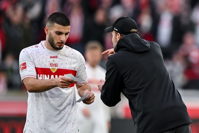 Deniz Undav und Sebastian Hoene&szlig;... neue Saison in der K&ouml;nigsklasse.  | Foto: Harry Langer/dpa