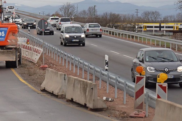 Die Brcke ist seit einem dreiviertel ...ch in den nchsten zwei Wochen ndern.  | Foto: Alexander Huber