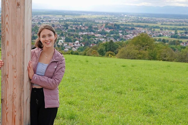 Geniet gerne den Blick auf Kippenheim...rge: Die neue Weinknigin Elena Klble  | Foto: Silvia Schillinger-Teschner