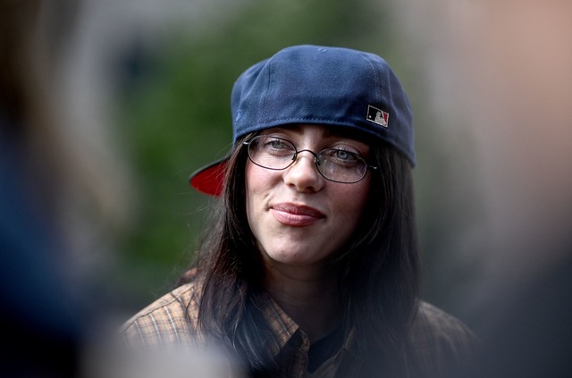 Wirbt f&uuml;r Harris: Billie Eilish. (Archivbild)  | Foto: Britta Pedersen/dpa