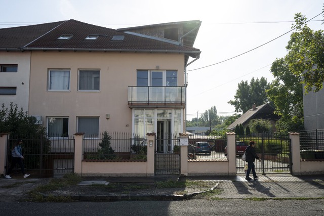 Sitz der ungarische Firma BAC Consulting Kft. in Budapest.  | Foto: Denes Erdos (dpa)