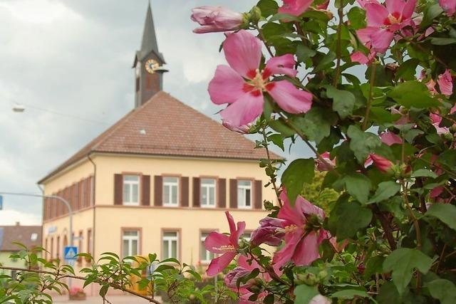 Misstne begleiten das Votum fr Bernd Dosch als Ortsvorsteher in Mahlberg-Orschweier