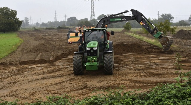 Die Trasse der B34 neu im Ortsteil Wyh... die Gemarkung Herten gebracht werden   | Foto: Heinz und Monika Vollmar