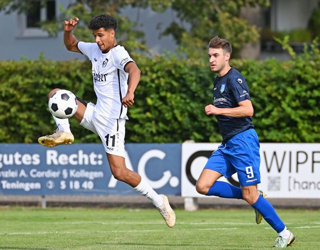 Groe Aufgabe fr Manuel Riechert (lin... am Samstag im Friedrich-Meyer-Stadion  | Foto: Achim Keller