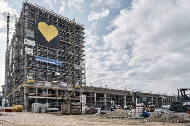 Der Rohbau des E-Centers ist fertig