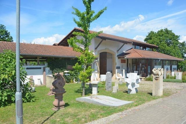 Jazzmusik in der Steinzeit? Ein Bildhauer aus Gundelfingen ldt zum Konzert vor ungewhnlicher Kulisse ein