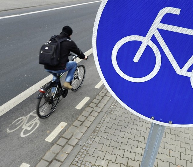 Radwege sollen sicherer werden.  | Foto: Arne Dedert (dpa)