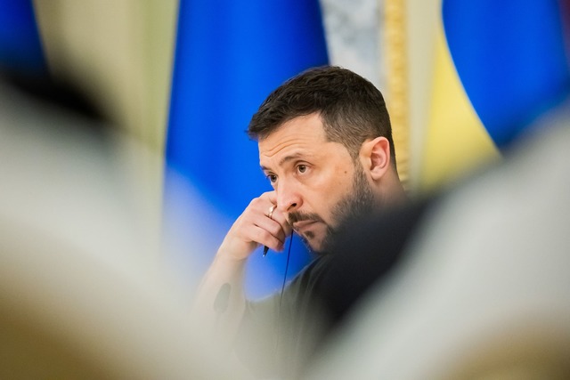 Der ukrainische Pr&auml;sident Wolodym...en, will diese aber nun doch zulassen.  | Foto: Christoph Soeder/dpadpa-ENR-Pool/dpa