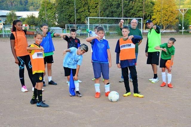 Genug vom Hartplatz: FC Hausen setzt sich erneut fr einen Kunstrasenplatz ein