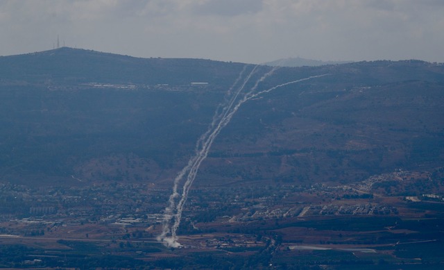 Israel will, dass sich die Hisbollah i... aus dem Grenzgebiet zur&uuml;ckzieht.  | Foto: Jamal Awad/XinHua/dpa