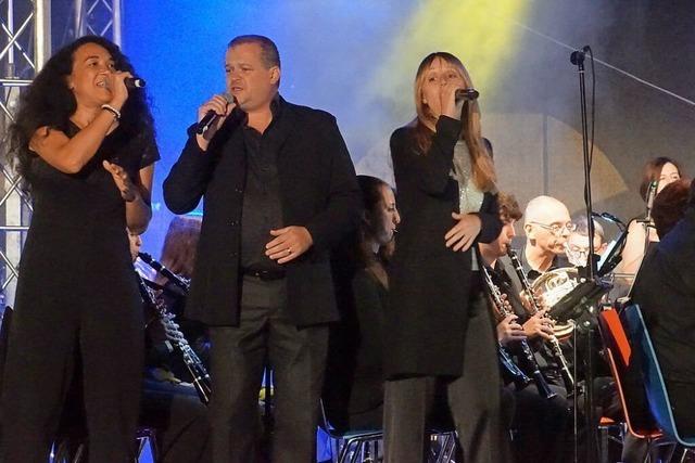 Stadtkapelle und Gste rocken den Breisgauer Herbst am Samstagabend in Kenzingen