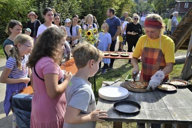 Hunderte Besucher pilgern zum Hoffest in Wiechs